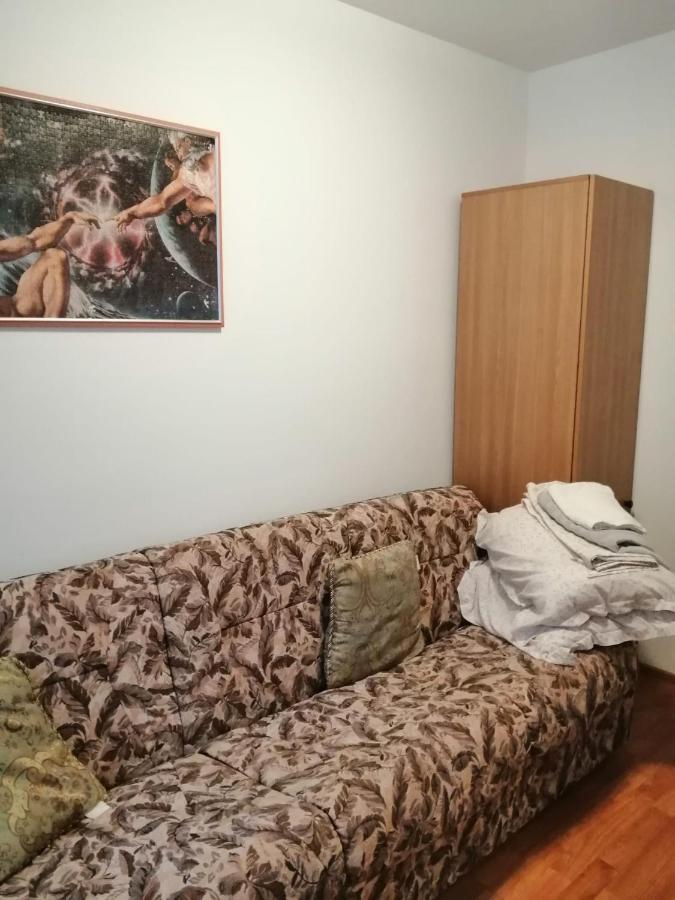 Apartment Valea Azugii Azuga Buitenkant foto