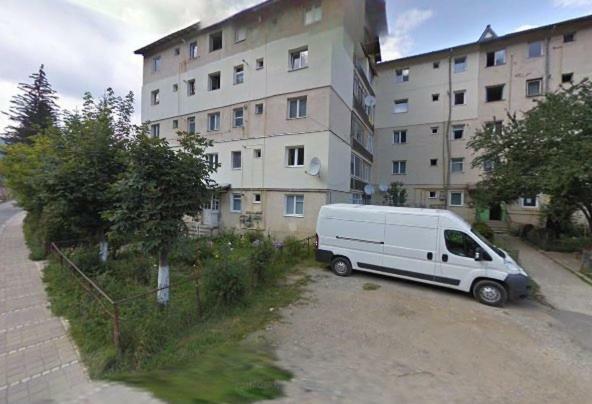 Apartment Valea Azugii Azuga Buitenkant foto